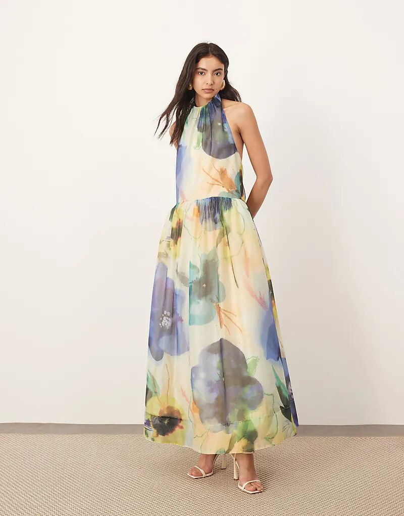 Платье макси ARRANGE с завязкой на шее и крупным цветочным принтом
Платье макси ARRANGE с завязкой на шее и крупным цветочным принтом