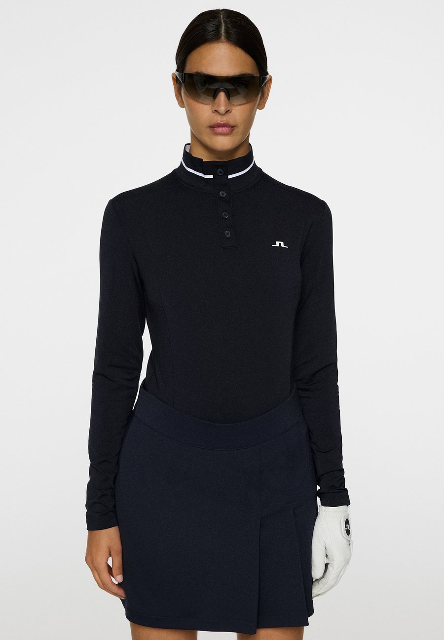 Топ J.LINDEBERG Sports HERTTA , Jl Navy/Blue
Топ J.LINDEBERG Sports HERTTA , Jl Navy/Blue