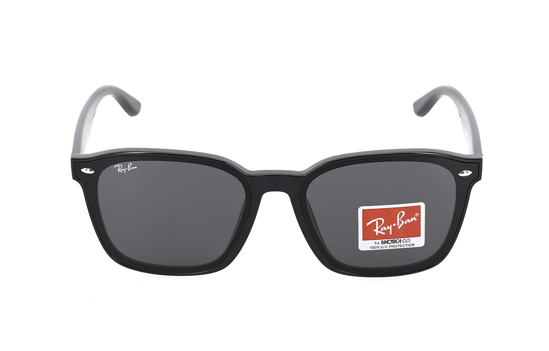 Женские солнцезащитные очки RayBan, Черный
Женские солнцезащитные очки RayBan, Черный