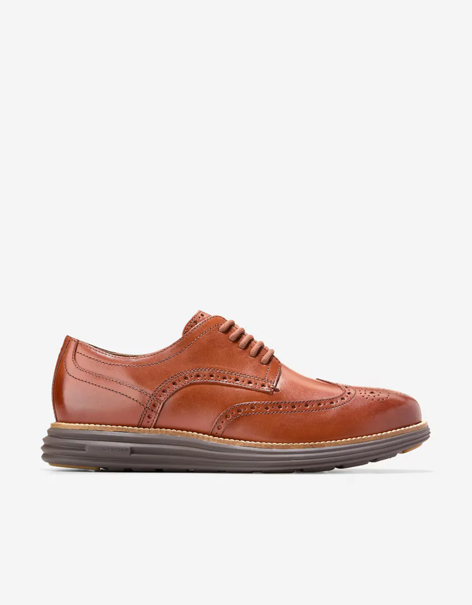 Мужская кожаная обувь на шнуровке с межподошвой FlowerFoam Cole Haan, коричневый
Мужская кожаная обувь на шнуровке с межподошвой FlowerFoam Cole Haan, коричневый