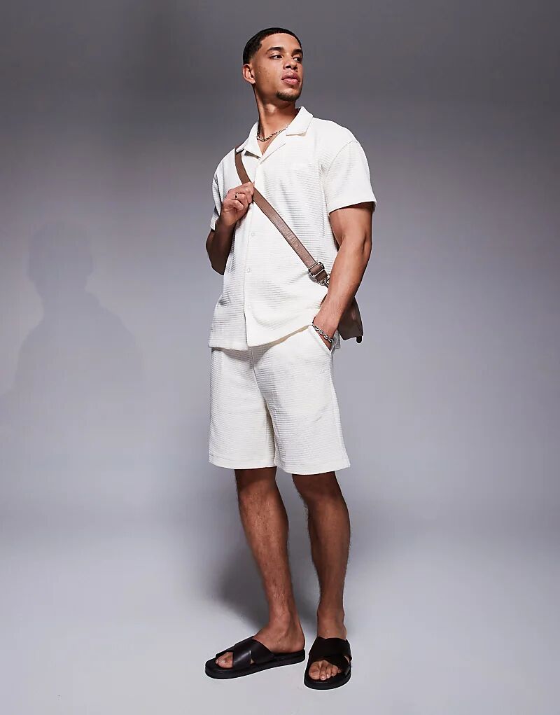 Шорты Sixth June с вафельными деталями кремового цвета — часть комплекта
Шорты Sixth June с вафельными деталями кремового цвета — часть комплекта