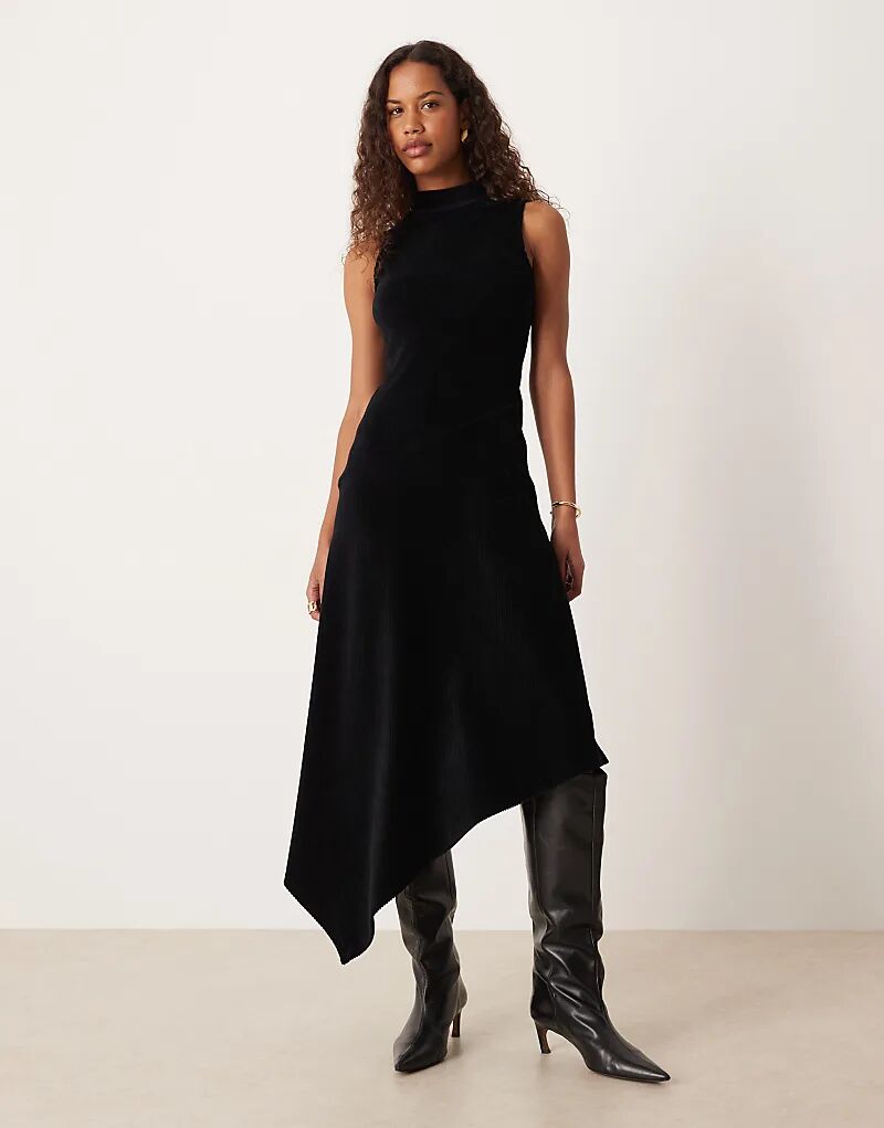 Платье миди с высоким воротом и асимметричным подолом ASOS DESIGN черного цвета
Платье миди с высоким воротом и асимметричным подолом ASOS DESIGN черного цвета