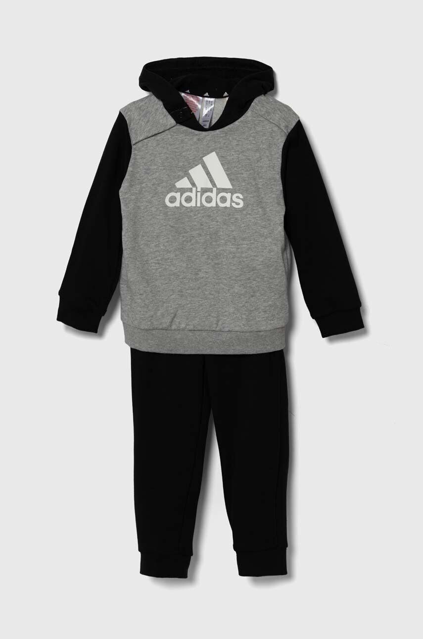 Детский спортивный костюм adidas I CB FTOG, черный
Детский спортивный костюм adidas I CB FTOG, черный