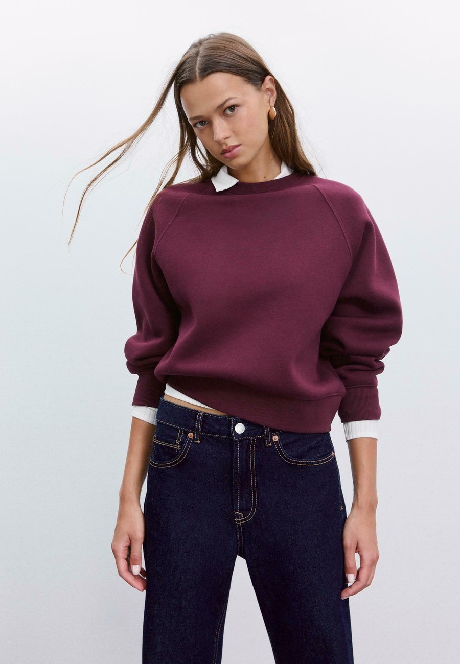 Толстовка Stradivarius BASIC, Dark Red
Толстовка Stradivarius BASIC, Dark Red