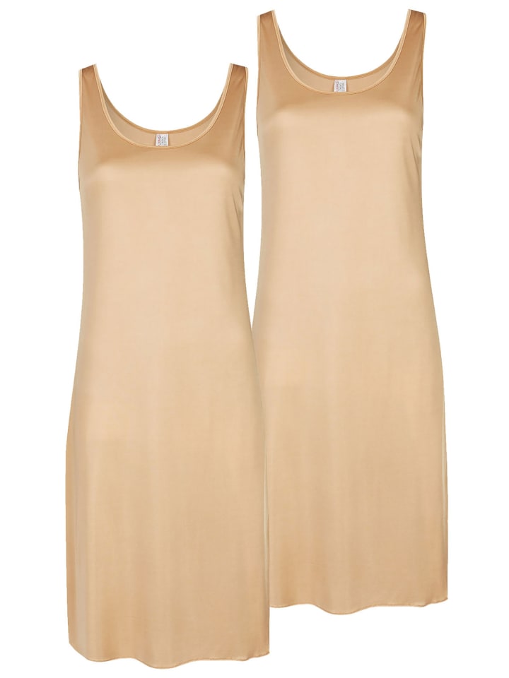 Nina von C. Комплект из двух платьев-комбинаций, длина 90 см, карамельного цвета
Nina von C. Комплект из двух платьев-комбинаций, длина 90 см, карамельного цвета