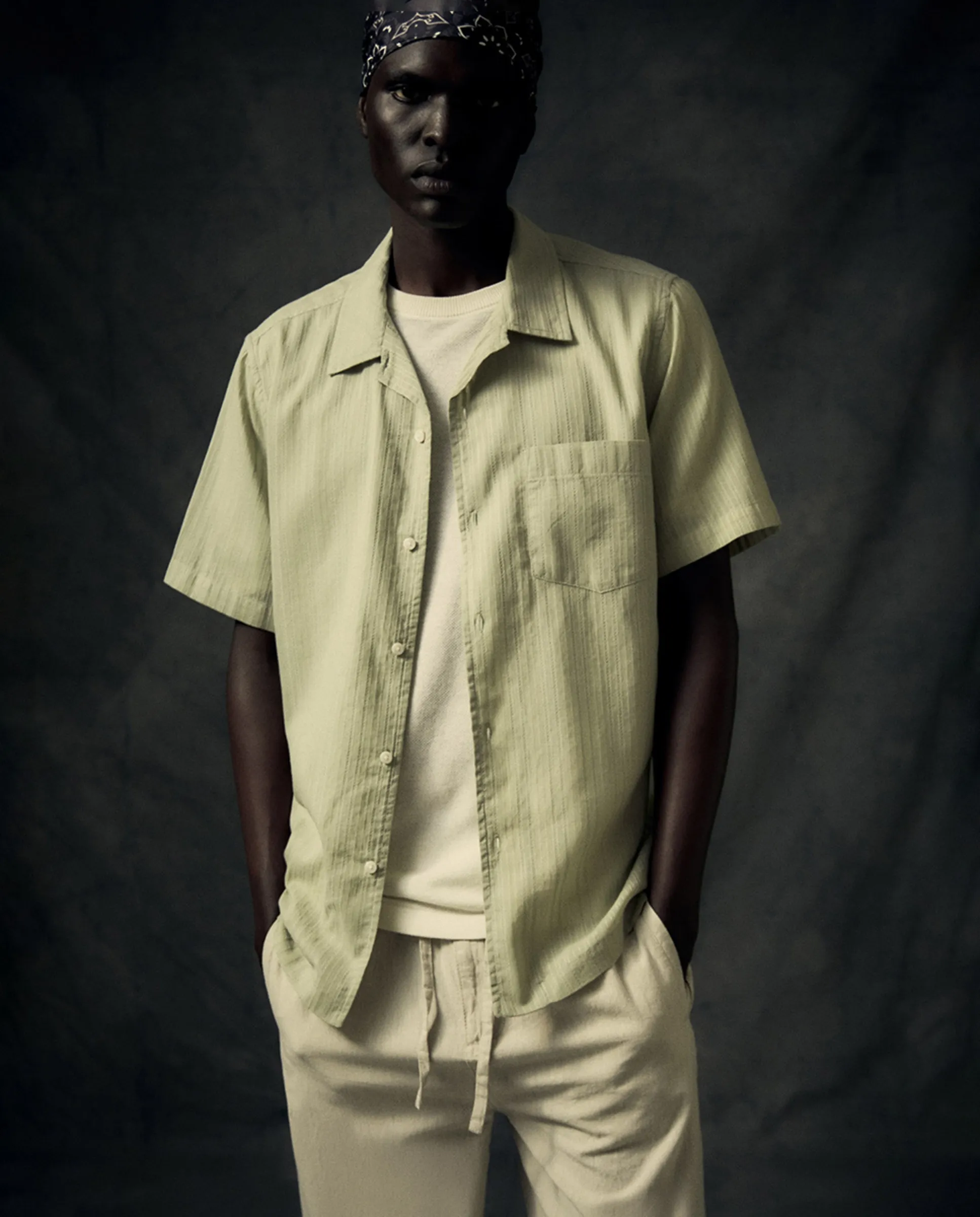 Рубашка с текстурой Sfera, светло-зеленый
Рубашка с текстурой Sfera, светло-зеленый