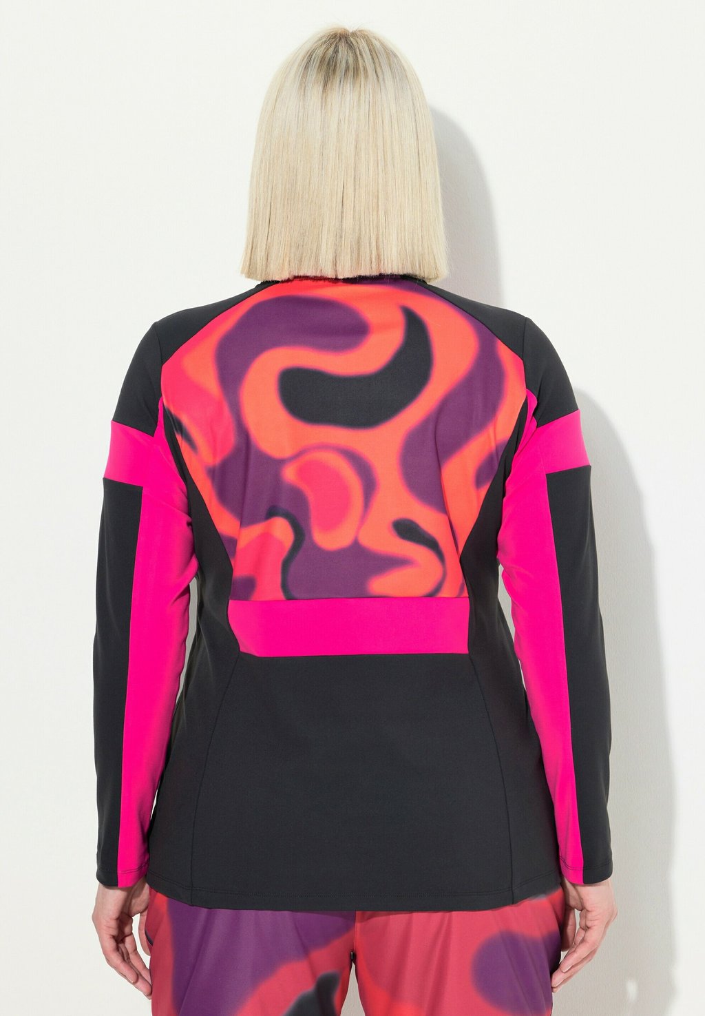 Топ с длинными рукавами COLORBLOCK FUNCTION THERMAL ZIP Ulla Popken, черный
Топ с длинными рукавами COLORBLOCK FUNCTION THERMAL ZIP Ulla Popken, черный