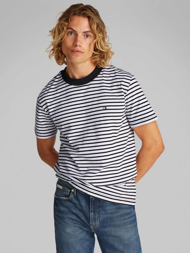 Джинсовая хлопчатобумажная футболка в полоску обычного покроя с коротким рукавом Calvin Klein, черный/белый
Джинсовая хлопчатобумажная футболка в полоску обычного покроя с коротким рукавом Calvin Klein, черный/белый
