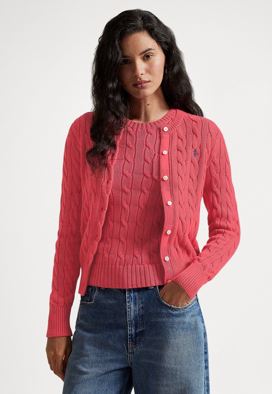 Кардиган Polo Ralph Lauren LONG SLEEVE CARDIGAN , Nantucket Red/Red
Кардиган Polo Ralph Lauren LONG SLEEVE CARDIGAN , Nantucket Red/Red