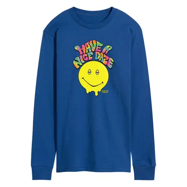 Мужская футболка с длинным рукавом "Dazed and Confused" и принтом в виде улыбающегося смайлика Licensed Character, цвет royal blue
Мужская футболка с длинным рукавом "Dazed and Confused" и принтом в виде улыбающегося смайлика Licensed Character, цвет royal blue