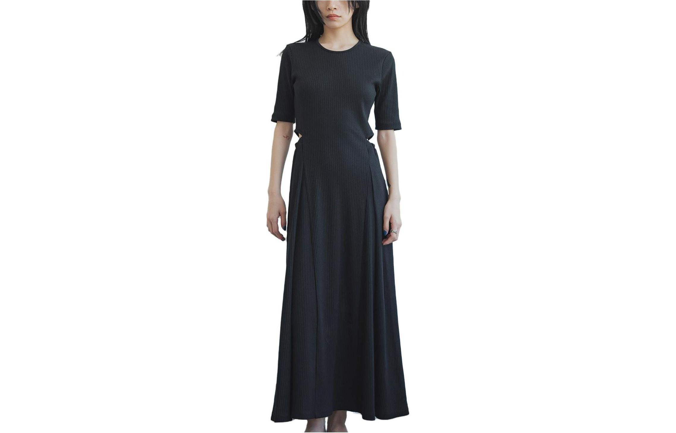 Женские платья с короткими рукавами, круглым вырезом, длинные United Tokyo, черный
Женские платья с короткими рукавами, круглым вырезом, длинные United Tokyo, черный