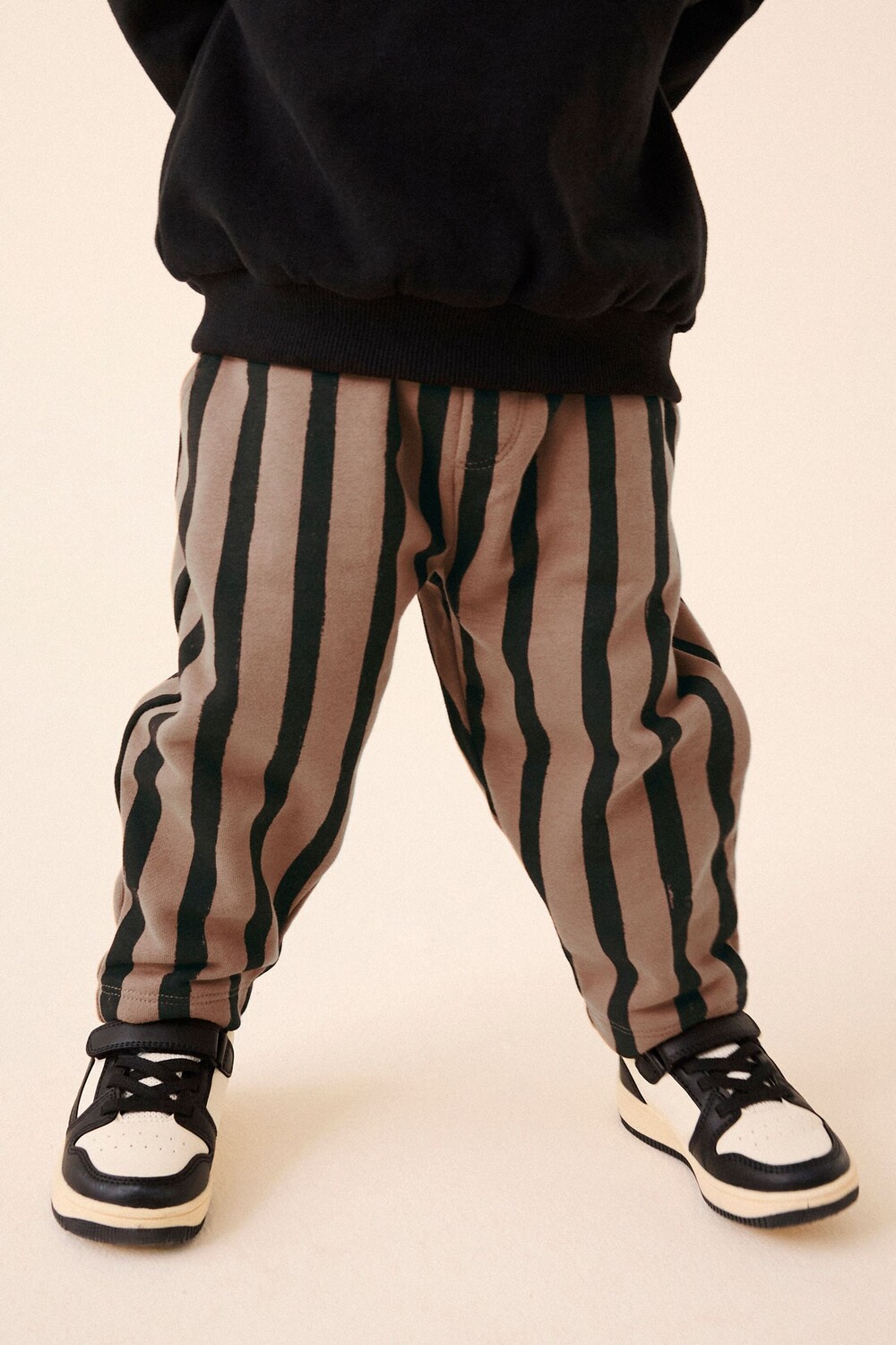 100% хлопок, трикотажные брюки в полоску (3 мес 7 лет) Next, коричневый
100% хлопок, трикотажные брюки в полоску (3 мес 7 лет) Next, коричневый