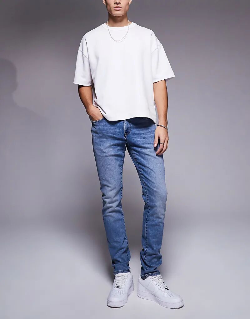 Узкие джинсы в полуоттенке синего цвета River Island
Узкие джинсы в полуоттенке синего цвета River Island