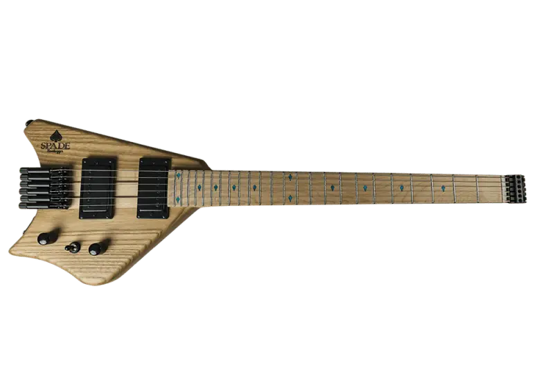 Электрогитара Spade Matte Clear H H With Stiletto Case 
Электрогитара Spade Matte Clear H H With Stiletto Case