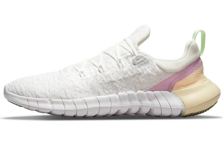 Женские беговые кроссовки Nike Free Rn 5.0
Женские беговые кроссовки Nike Free Rn 5.0