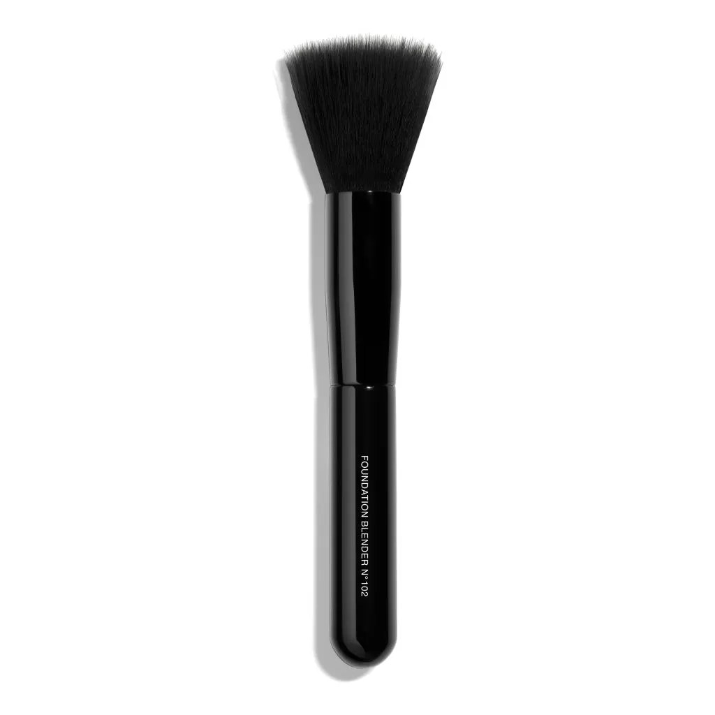 Косметическая кисточка PINCEAU ESTOMPE TEINT N°102 Chanel, 1 UD
Косметическая кисточка PINCEAU ESTOMPE TEINT N°102 Chanel, 1 UD