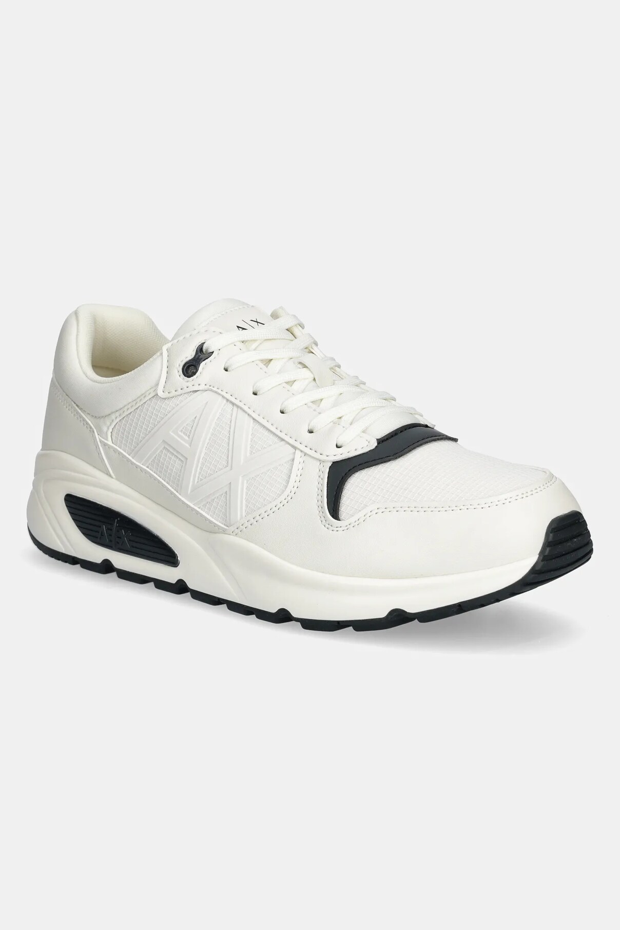 Кроссовки Armani Exchange, бежевый
Кроссовки Armani Exchange, бежевый