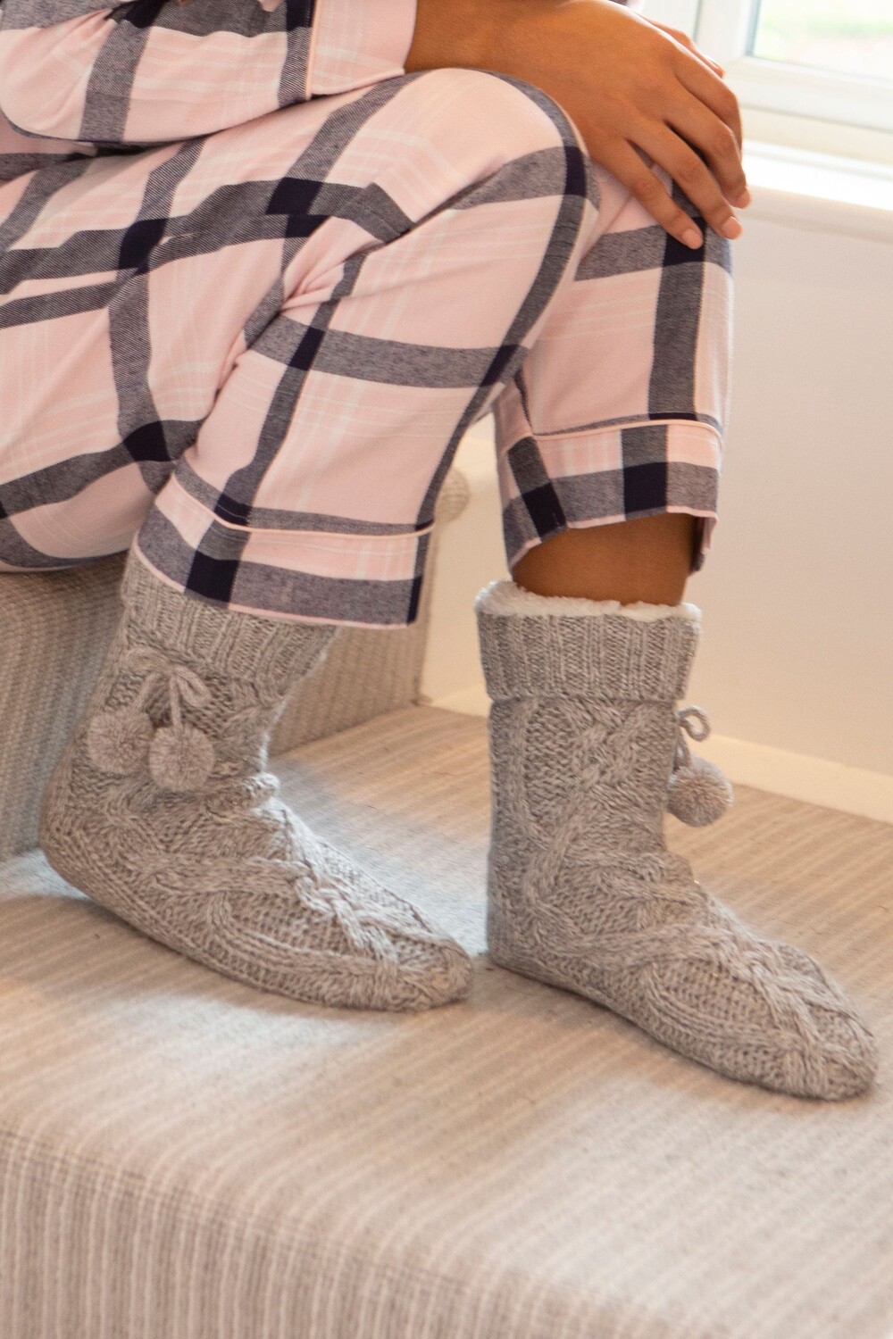 Носки из мягкой вязаной ткани Pour Moi, серый
Носки из мягкой вязаной ткани Pour Moi, серый