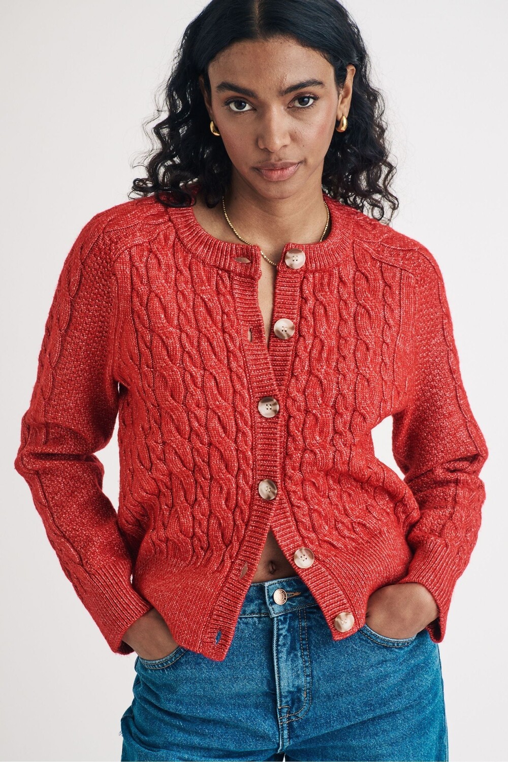 Кардиган с круглым вырезом и объемной вязкой Nobody's Child Nobody'S Child, красный
Кардиган с круглым вырезом и объемной вязкой Nobody's Child Nobody'S Child, красный