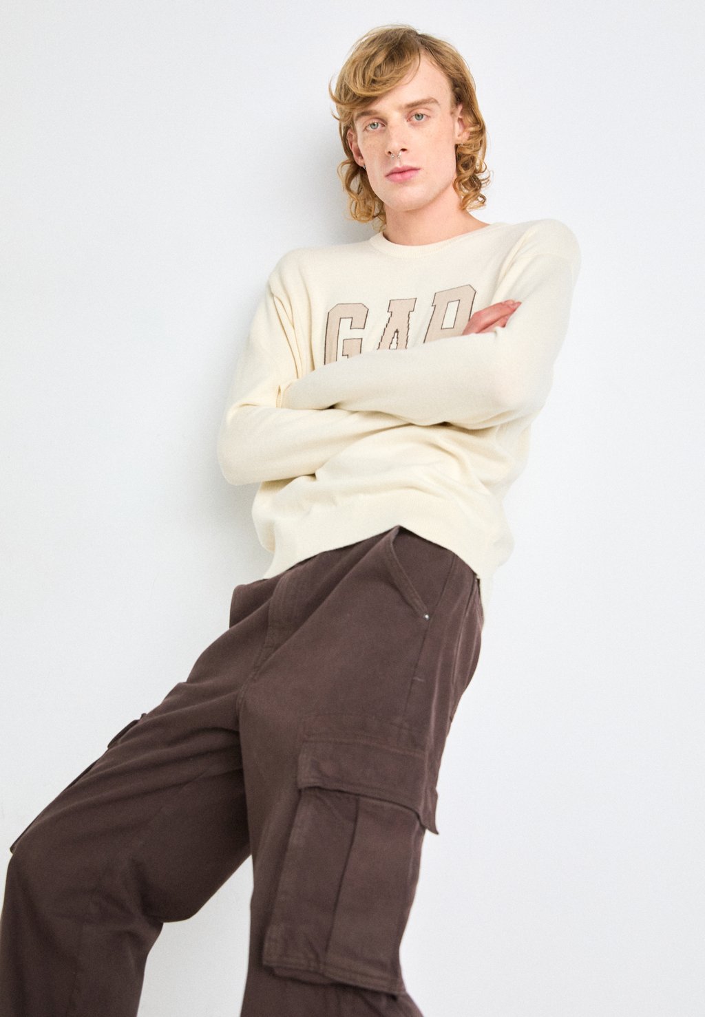 Джинсы свободного кроя LOOSE GAP, коричневый
Джинсы свободного кроя LOOSE GAP, коричневый