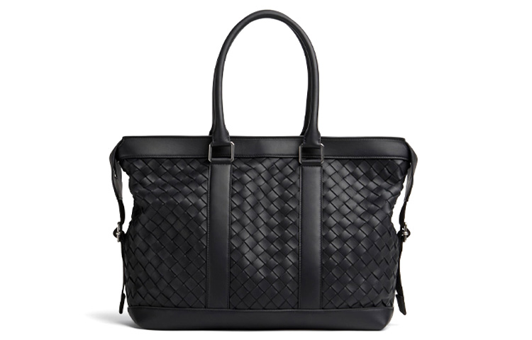 Bottega Veneta Мужская сумка из коровьей кожи черная
Bottega Veneta Мужская сумка из коровьей кожи черная