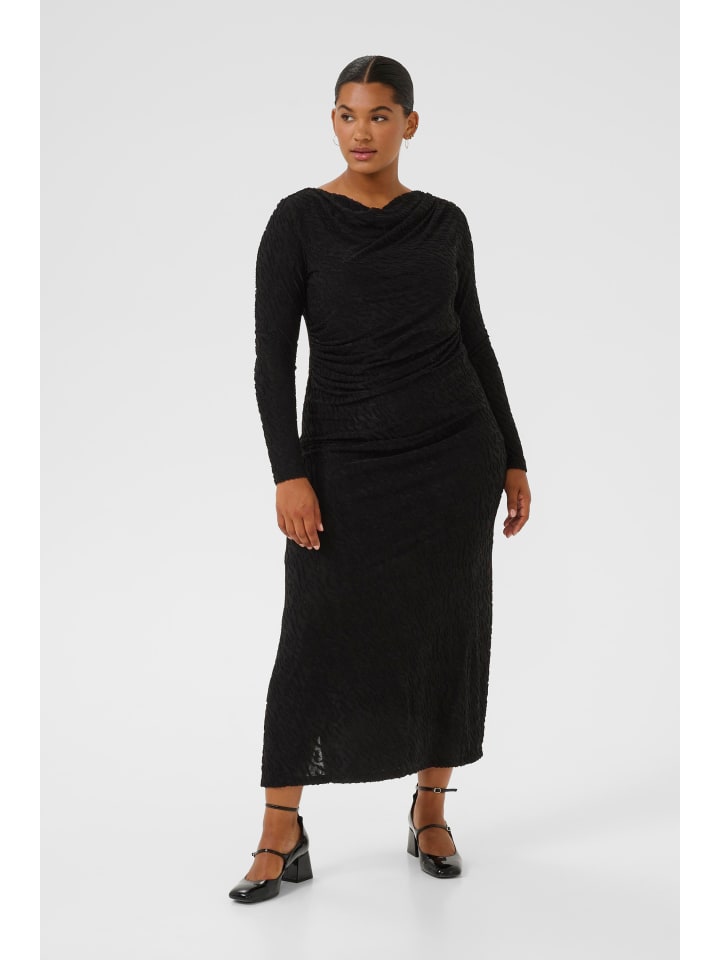 Платье KCzarina облегающее, цвет: черный, глубокий KAFFE curve
Платье KCzarina облегающее, цвет: черный, глубокий KAFFE curve
