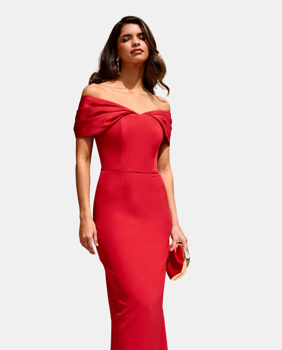 Длинное платье с декольте "слово чести" и спущенными плечами MIPHAI, красный
Длинное платье с декольте "слово чести" и спущенными плечами MIPHAI, красный