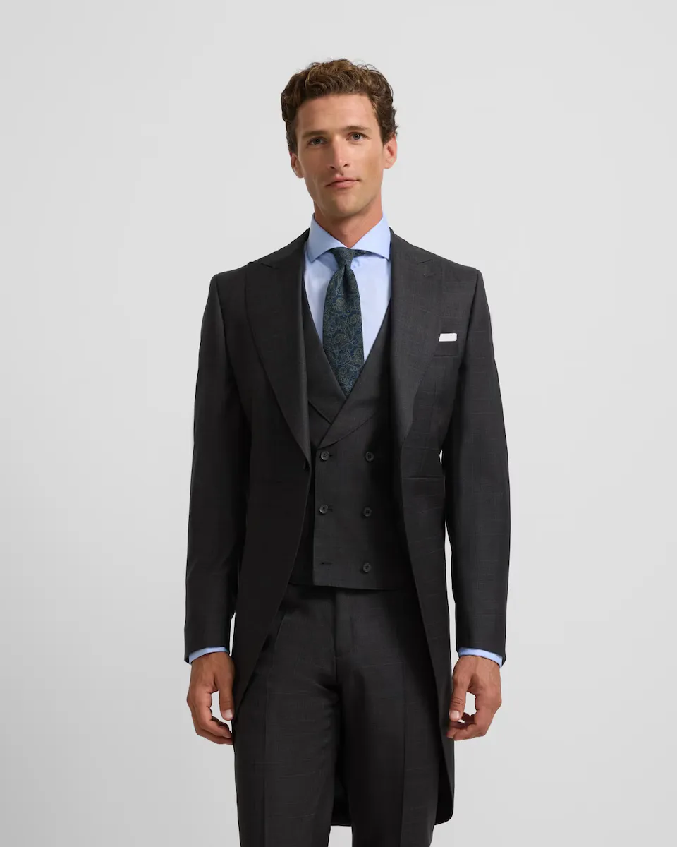 Мужской серый пиджак в стиле «Принц Уэльский» Silbon
Мужской серый пиджак в стиле «Принц Уэльский» Silbon