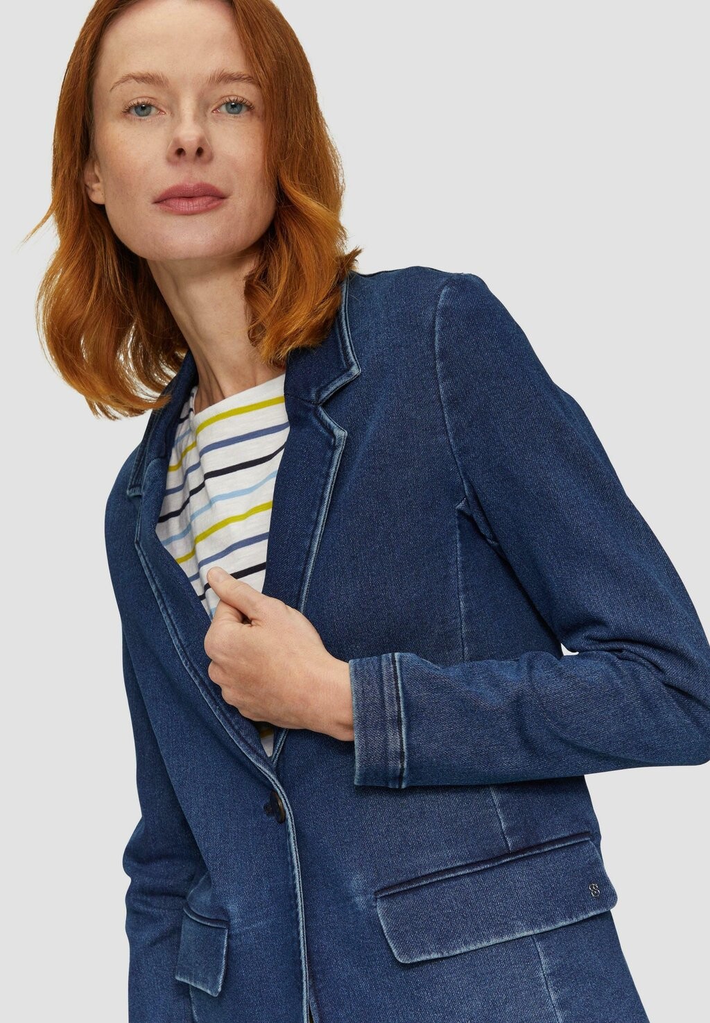 Короткое пальто s.Oliver, темно-синий деним
Короткое пальто s.Oliver, темно-синий деним