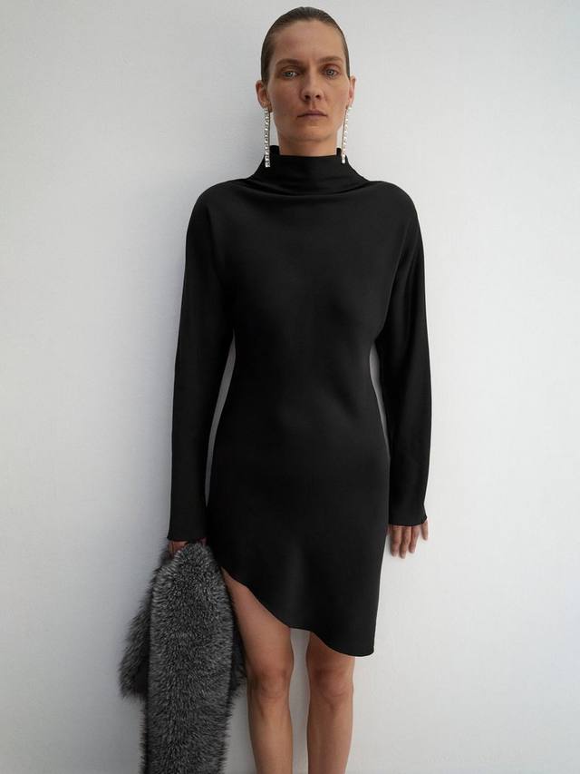 Асимметричное сатиновое платье Elisa Mango, Black
Асимметричное сатиновое платье Elisa Mango, Black