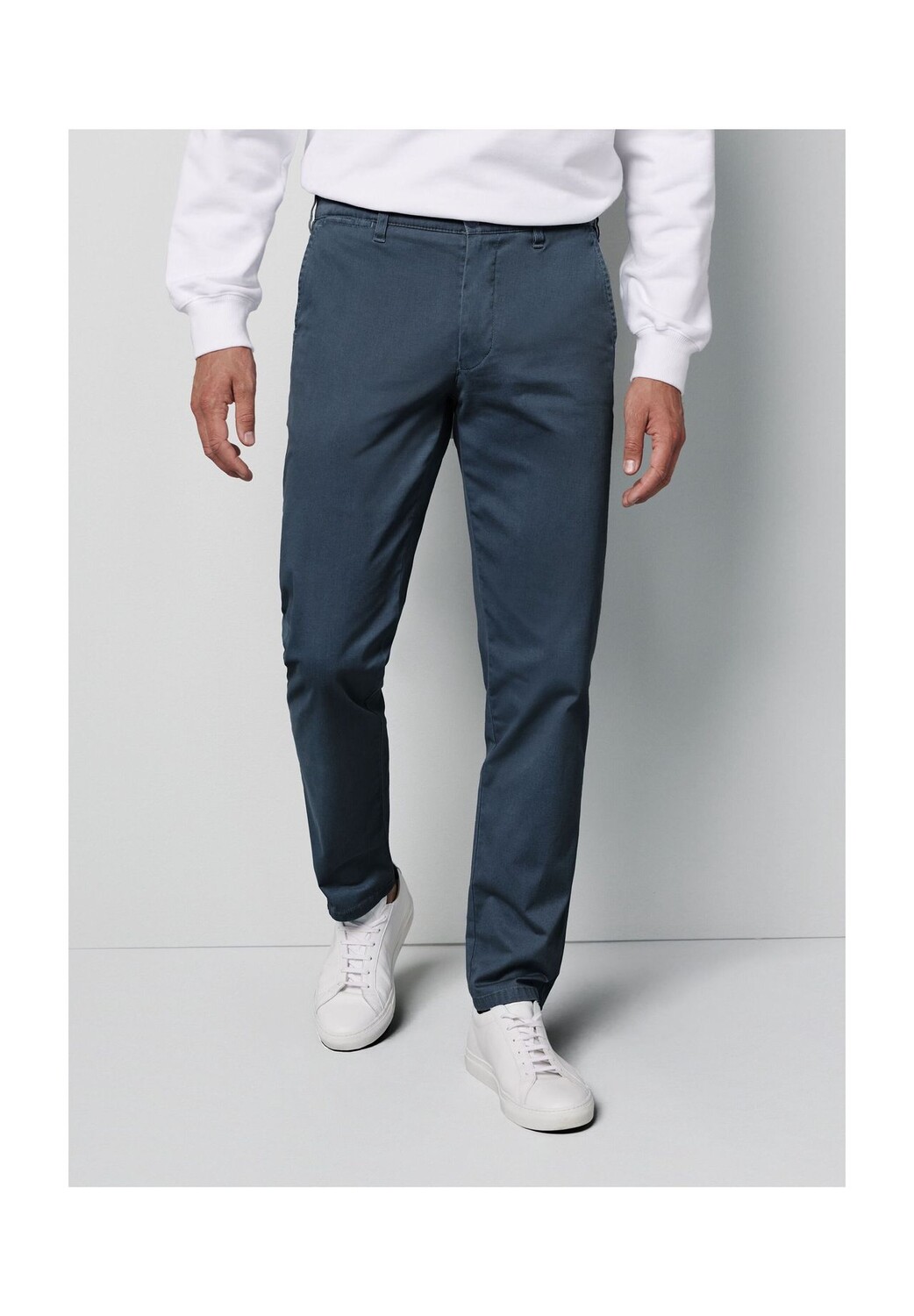 Брюки-чиносы M5 Modern чинос стрейч хлопок MEYER, синий
Брюки-чиносы M5 Modern чинос стрейч хлопок MEYER, синий