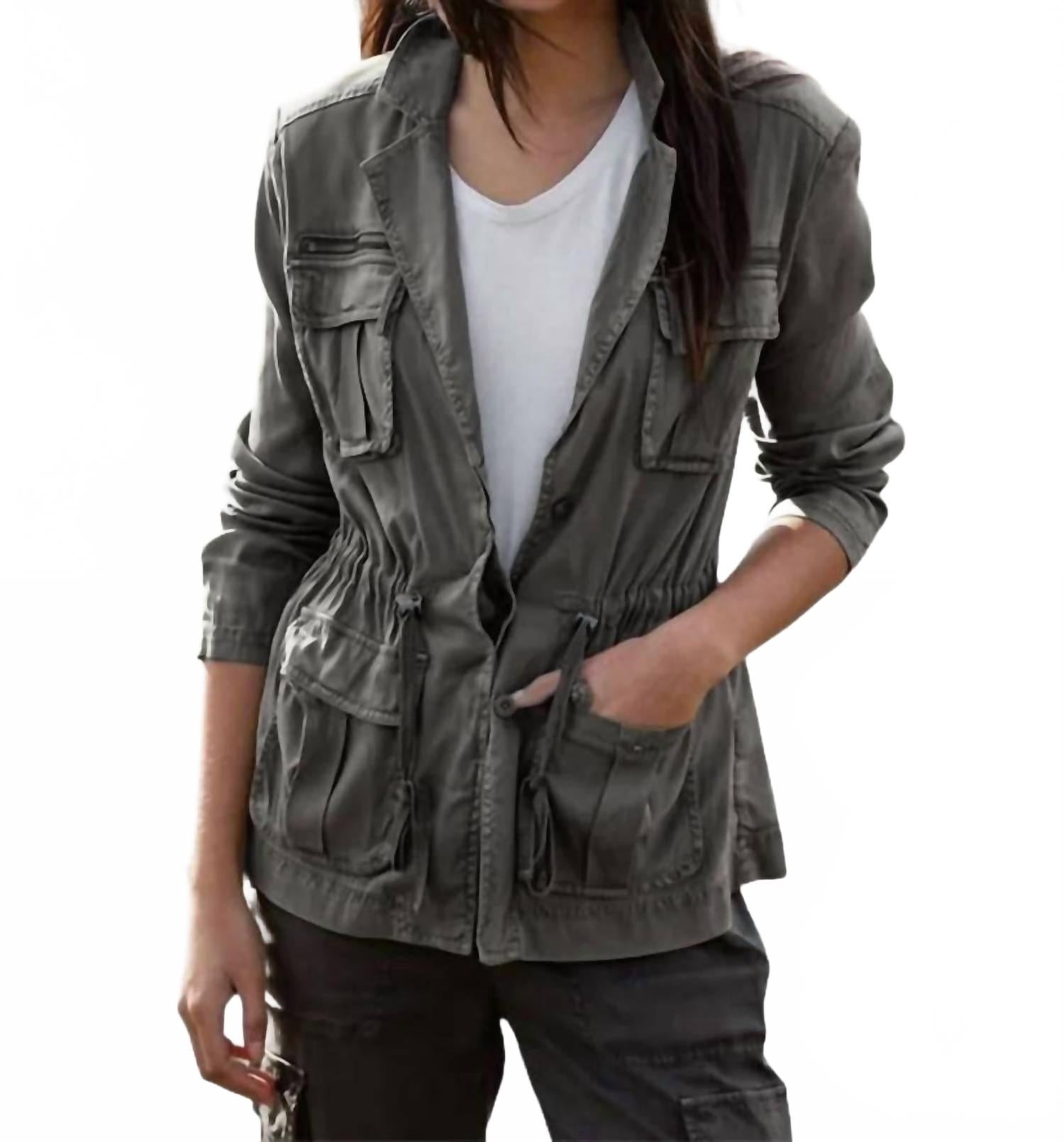 Утилитарная куртка Nola в сером цвете Marrakech, серый
Утилитарная куртка Nola в сером цвете Marrakech, серый