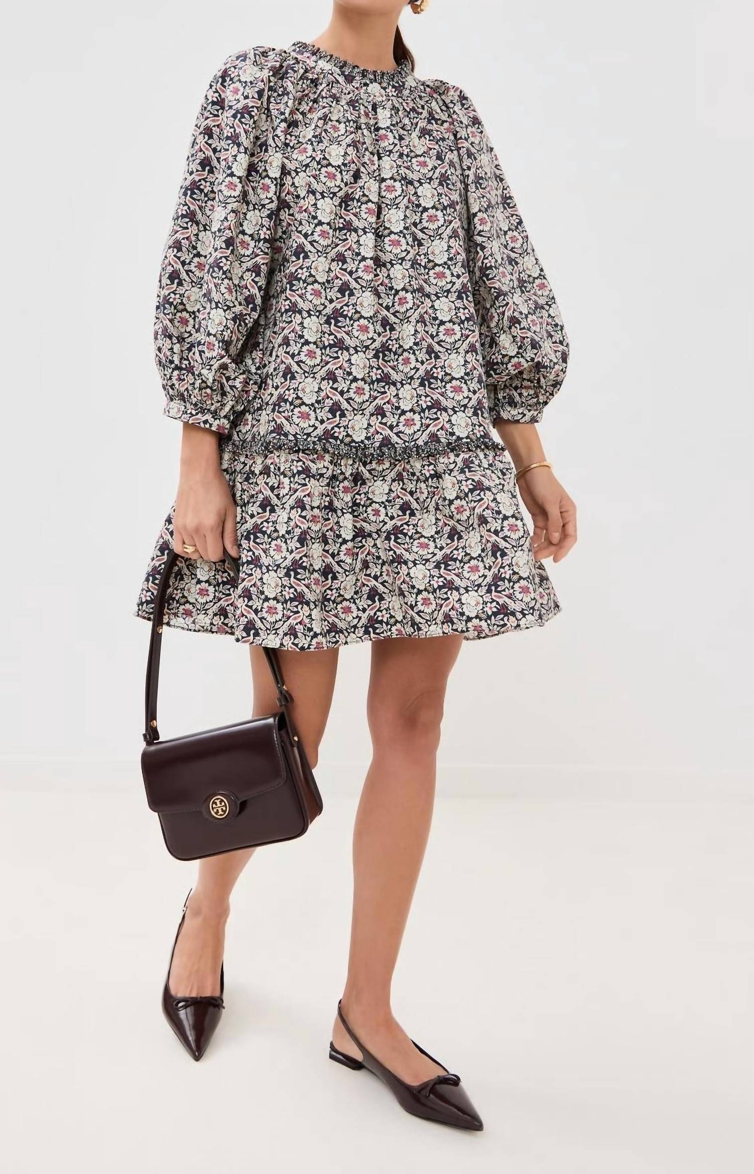 Платье Angelica в бордовом цвете Rhode
Платье Angelica в бордовом цвете Rhode