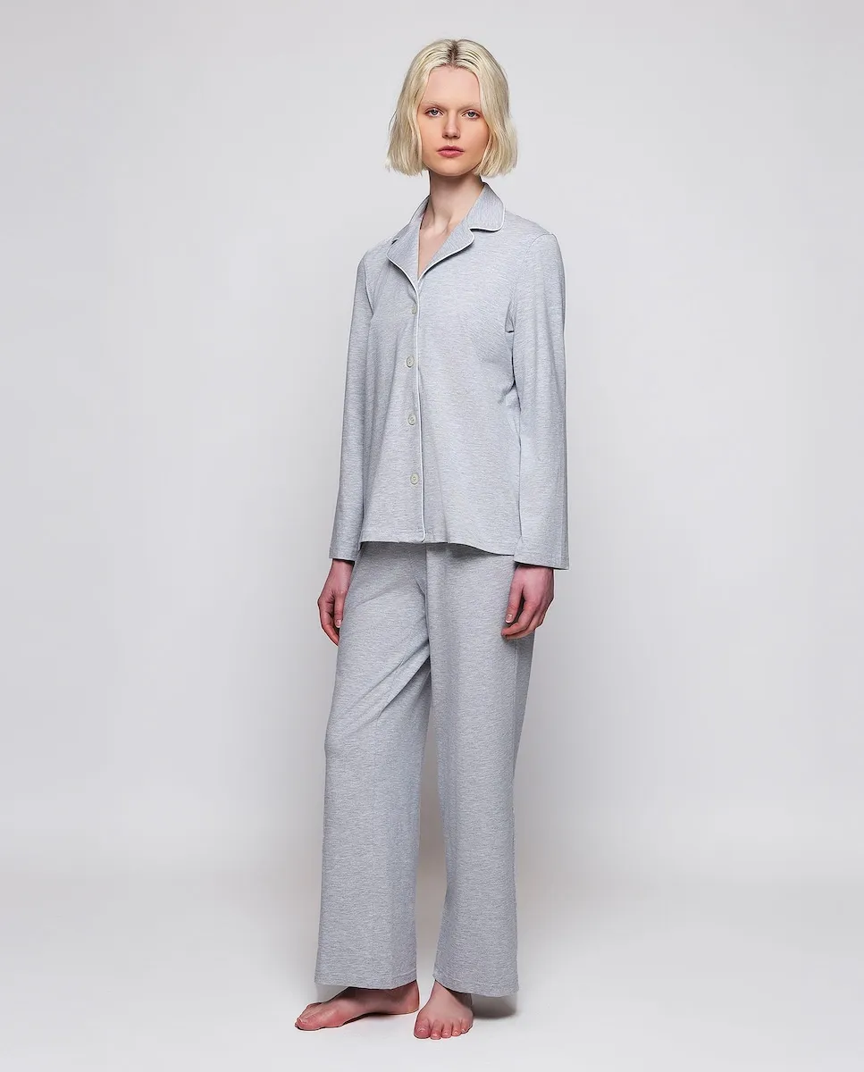 Женский длинный пижамный комплект из эластичного модала Mirto, светло-серый
Женский длинный пижамный комплект из эластичного модала Mirto, светло-серый