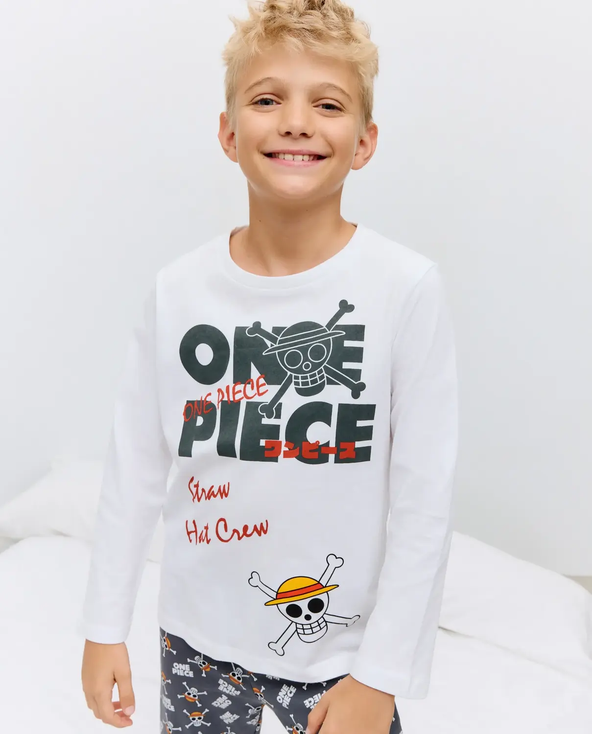 Детская футболка с длинным рукавом One Piece с фантазийными буквами Cotton Juice, белый
Детская футболка с длинным рукавом One Piece с фантазийными буквами Cotton Juice, белый