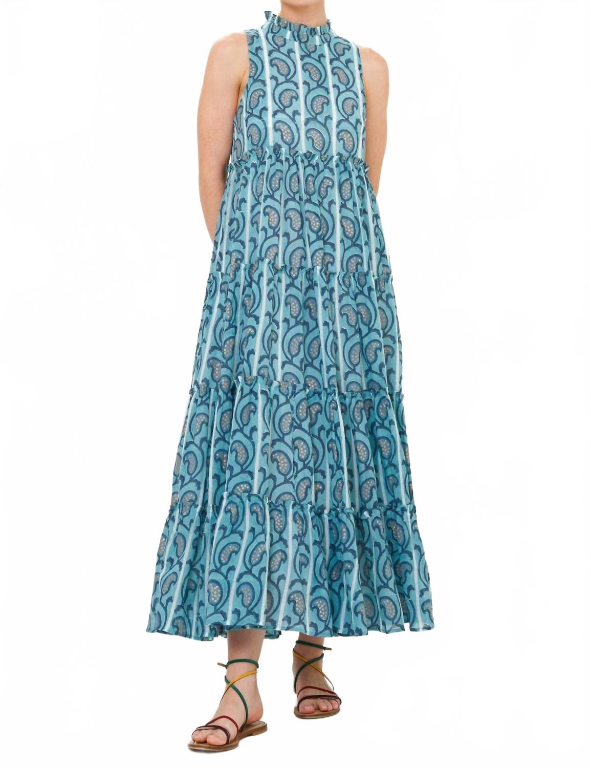 Многослойное макси-платье с рюшами в оттенке Goa Blue Oliphant
Многослойное макси-платье с рюшами в оттенке Goa Blue Oliphant