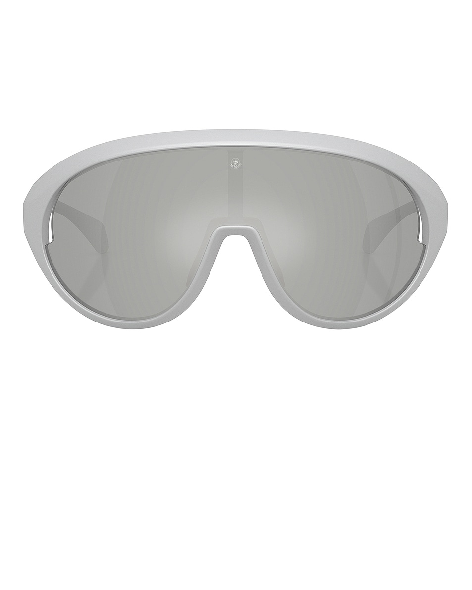 Contrast Солнцезащитные очки Moncler, Matte Silver
Contrast Солнцезащитные очки Moncler, Matte Silver