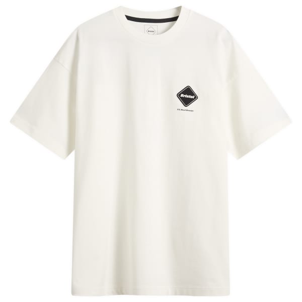 Свободная футболка с большим логотипом F.C. Real Bristol, белый
Свободная футболка с большим логотипом F.C. Real Bristol, белый