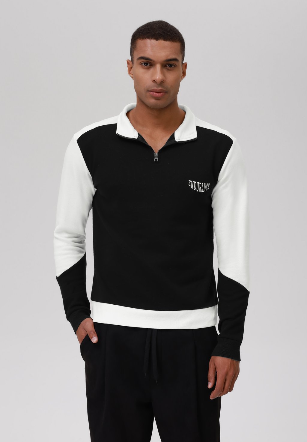 Толстовка Pier One by Zalando, черный 
Толстовка Pier One by Zalando, черный