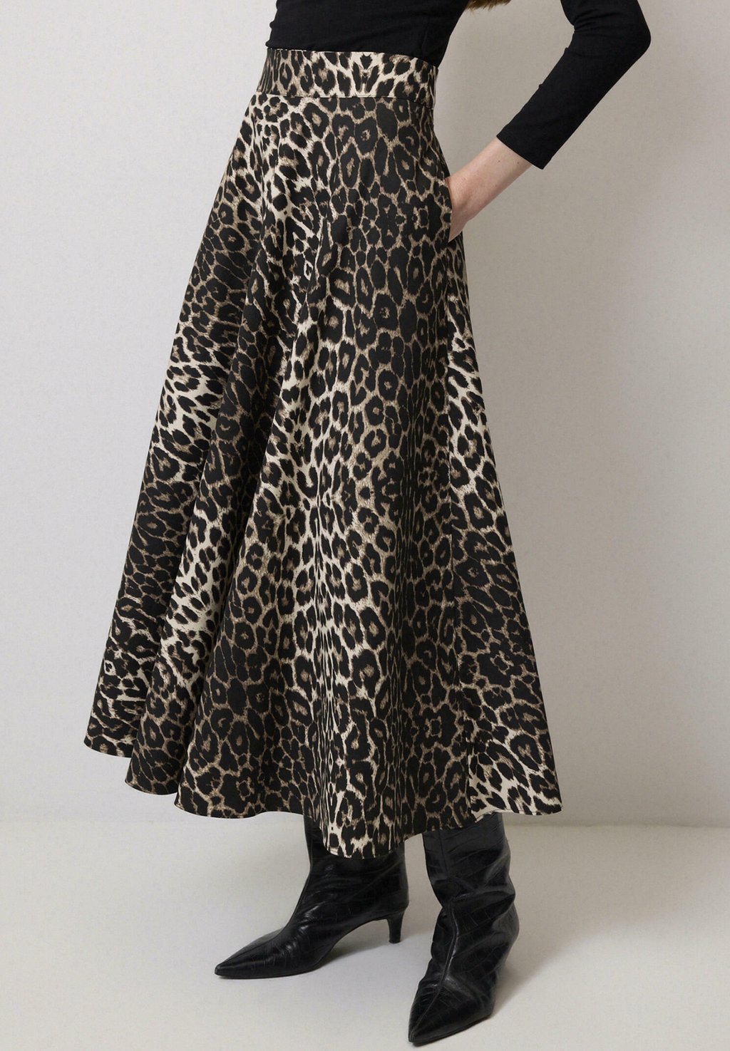 Юбка А-силуэта A CUT PATTERNED TABARDINE Touché Privé, мультиколор
Юбка А-силуэта A CUT PATTERNED TABARDINE Touché Privé, мультиколор