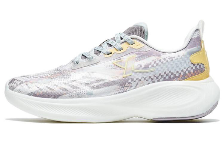 Кроссовки женские с низким верхом Sail белые/спокойно-серые Xtep
Кроссовки женские с низким верхом Sail белые/спокойно-серые Xtep