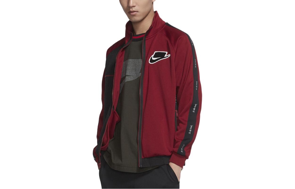 Куртка мужская красная Nike, красный
Куртка мужская красная Nike, красный