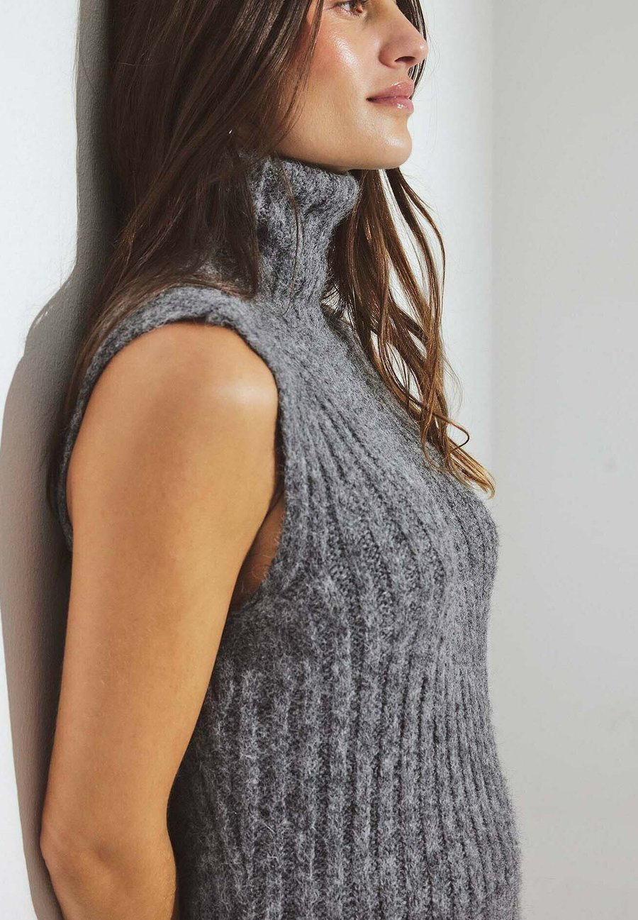 Платье NA-KD Maxi dress, Dark Grey
Платье NA-KD Maxi dress, Dark Grey
