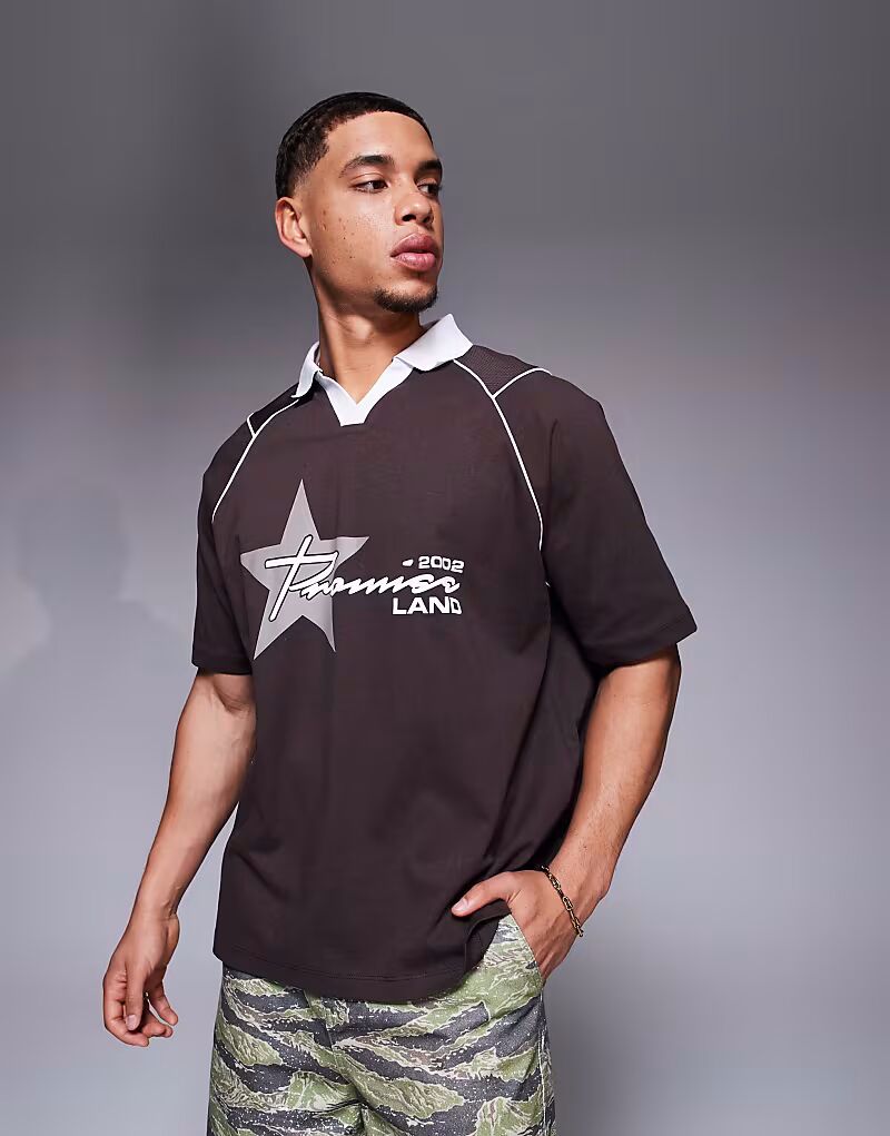 Поло свободного кроя ASOS DESIGN со спортивной графикой и вставками Airtex коричневого цвета
Поло свободного кроя ASOS DESIGN со спортивной графикой и вставками Airtex коричневого цвета