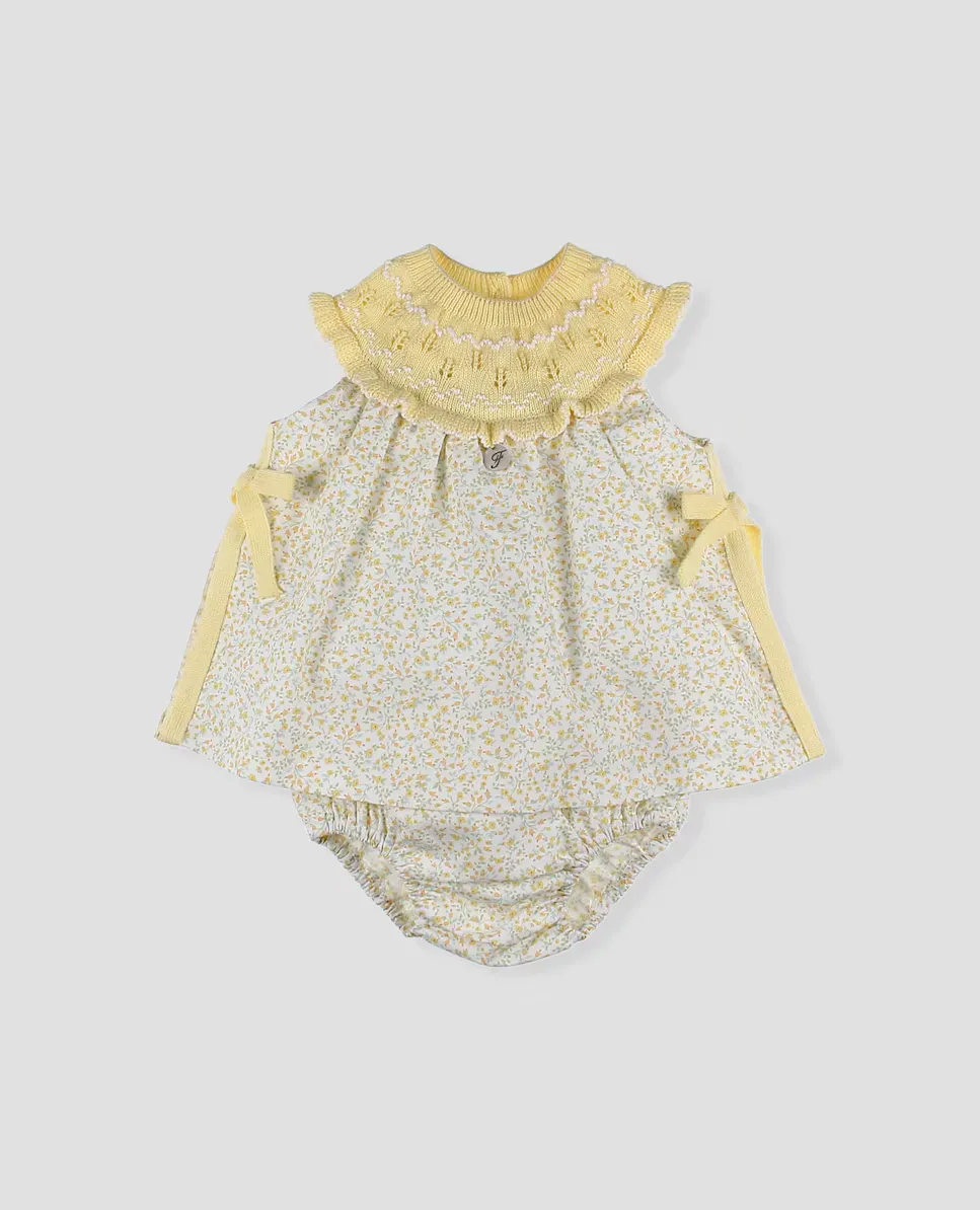 Платье для девочки в сочетании с подходящими трусиками Foque, жёлтый
Платье для девочки в сочетании с подходящими трусиками Foque, жёлтый