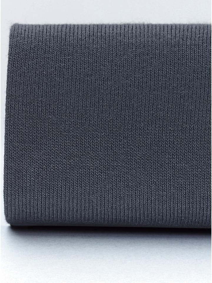 Rogo Высокие носки до колена, средне-серого цвета
Rogo Высокие носки до колена, средне-серого цвета