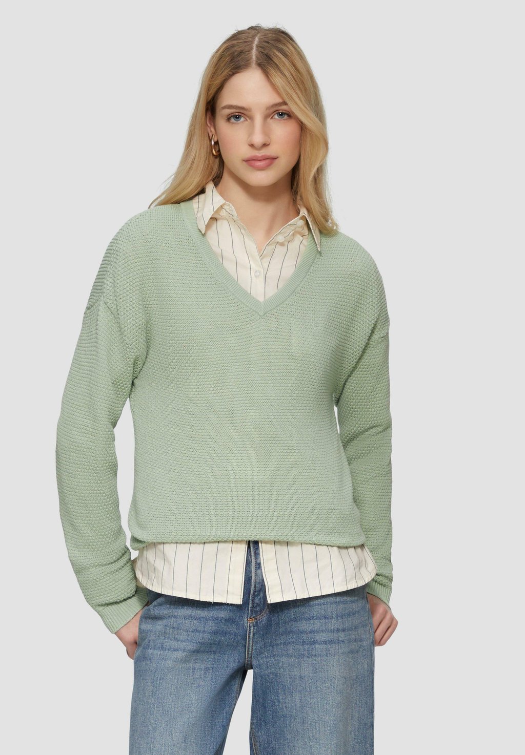Свитер QS, светло-зеленый
Свитер QS, светло-зеленый