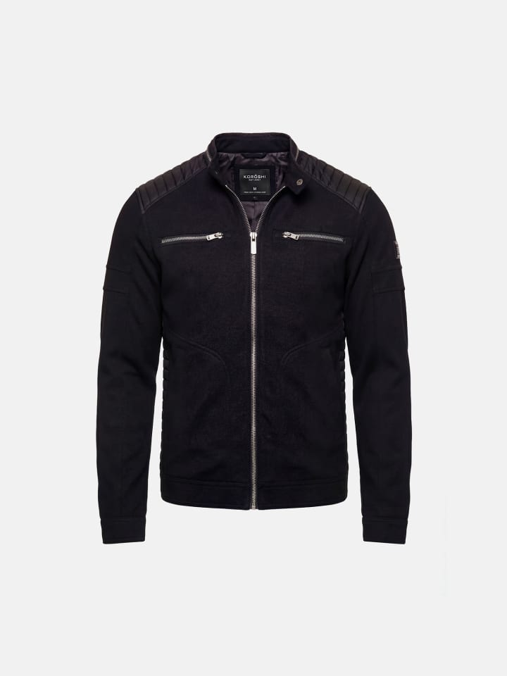 KOROSHI Легкая, короткая техническая байкерская куртка черного цвета
KOROSHI Легкая, короткая техническая байкерская куртка черного цвета