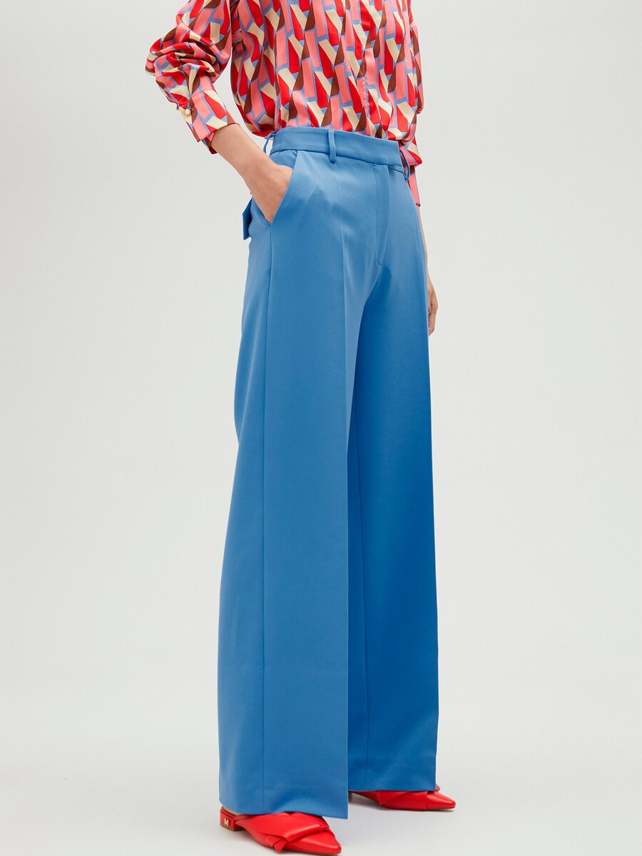 Брюки свободного кроя Lola Casademunt, цвет Azure
Брюки свободного кроя Lola Casademunt, цвет Azure