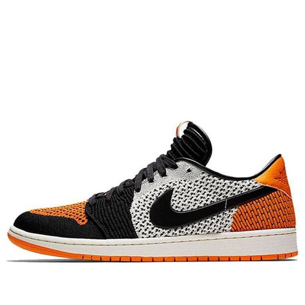 Кроссовки 1 low flyknit Air Jordan, черный 
Кроссовки 1 low flyknit Air Jordan, черный